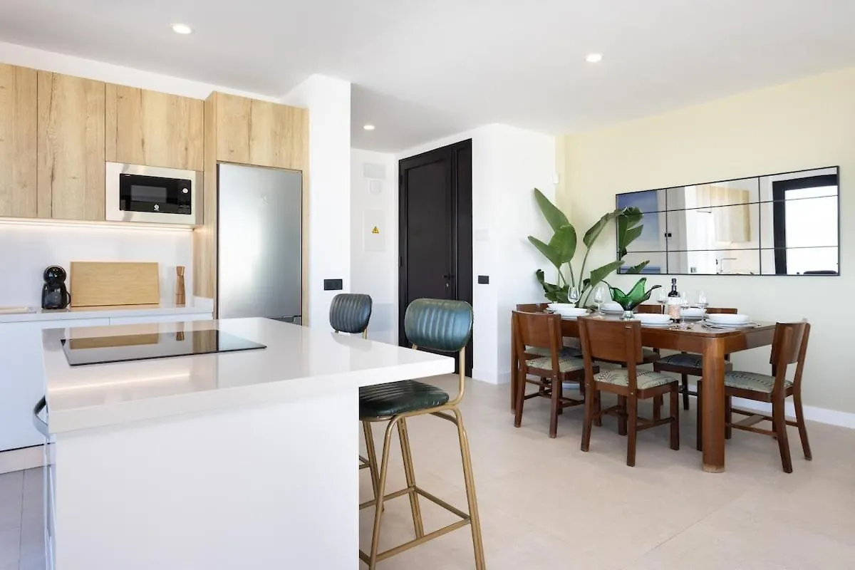 Semesterbostad New ! Gorvorana Norte - Private Pool, Bbq, 8Pax Realejo Bajo