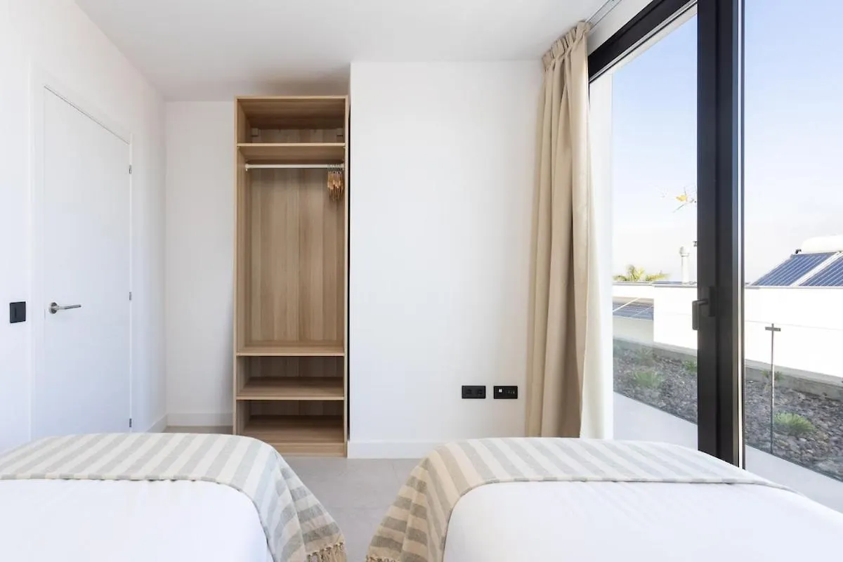 New ! Gorvorana Norte - Private Pool, Bbq, 8Pax Realejo Bajo 0*,  Spanien